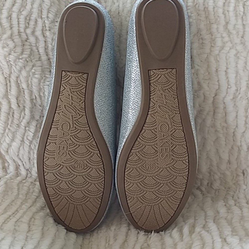 NWT - Hotcakes Flats - Picture 5 of 5